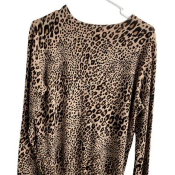 Time & Tru Womens Sweater XL Animal Print Button Down Lg Sleeves - Picture 2 of 6